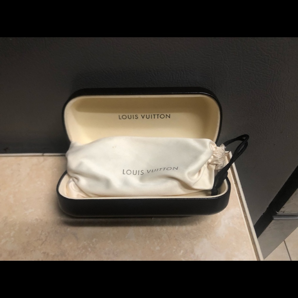 Louis Vuitton authentic sunglasses